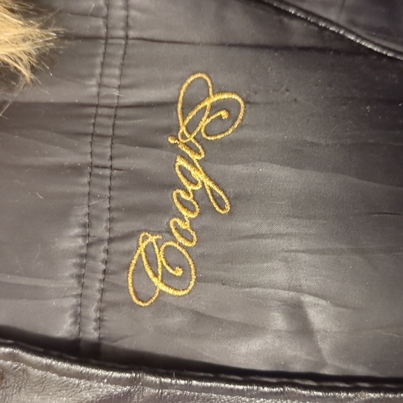 Vintage Coogi Puffer Jacket with Removable Faux Fur lined hood Size Medium - Picture 4 of 14